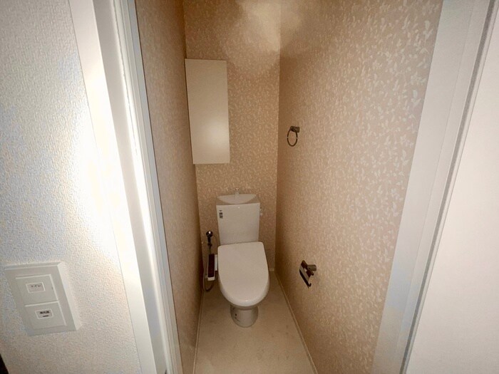 物件内観写真12　(トイレ)