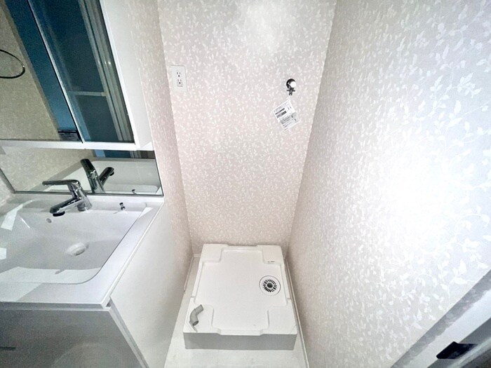 物件内観写真21　(洗濯機置場)