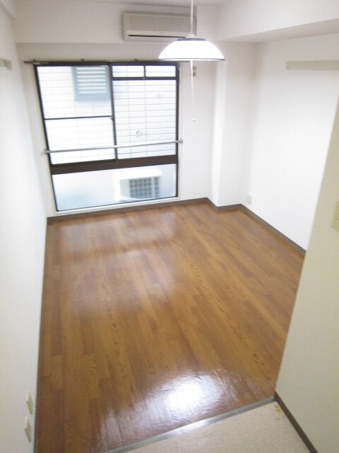 物件内観写真6　(居室)