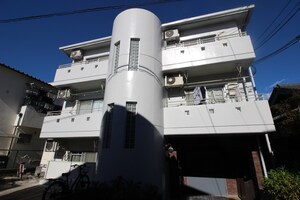 プルシャン下穂積外観写真