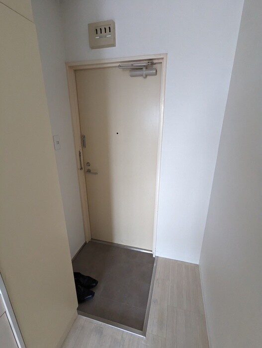 物件内観写真21　(玄関)