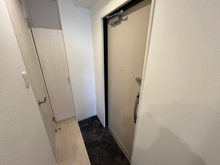 物件内観写真21　(玄関)