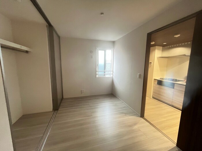 物件内観写真15　(居室)