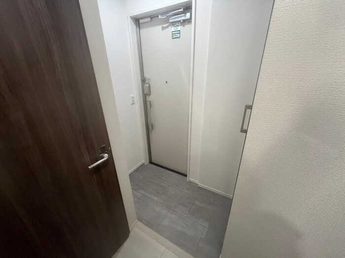 物件内観写真19　(玄関)