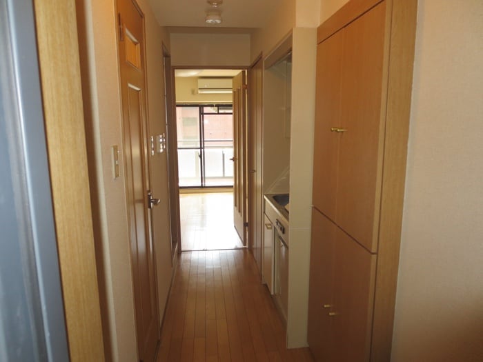 物件内観写真14　(廊下)