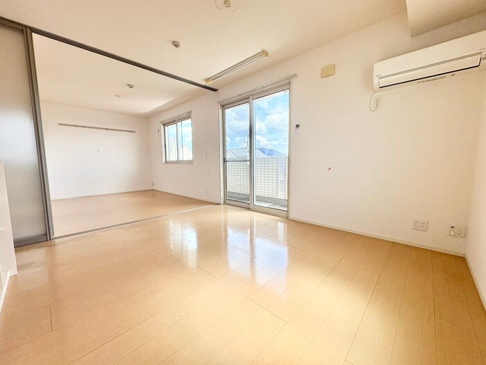 物件内観写真9　(居室)