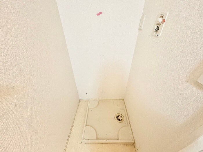 物件内観写真19　(洗濯機置場)