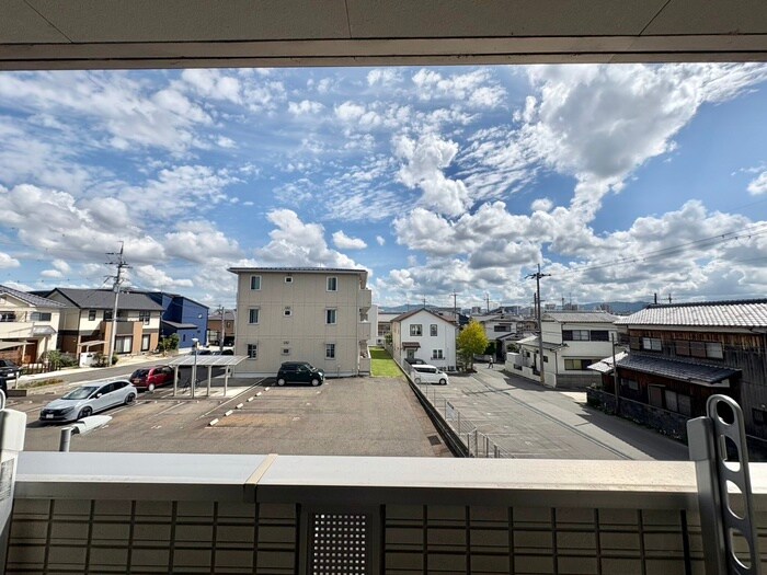 物件内観写真21　(室内からの展望)