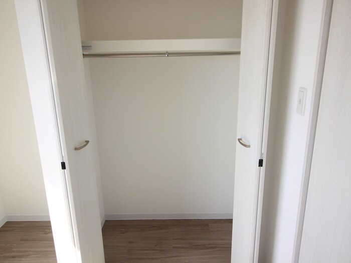 物件内観写真11　(収納)