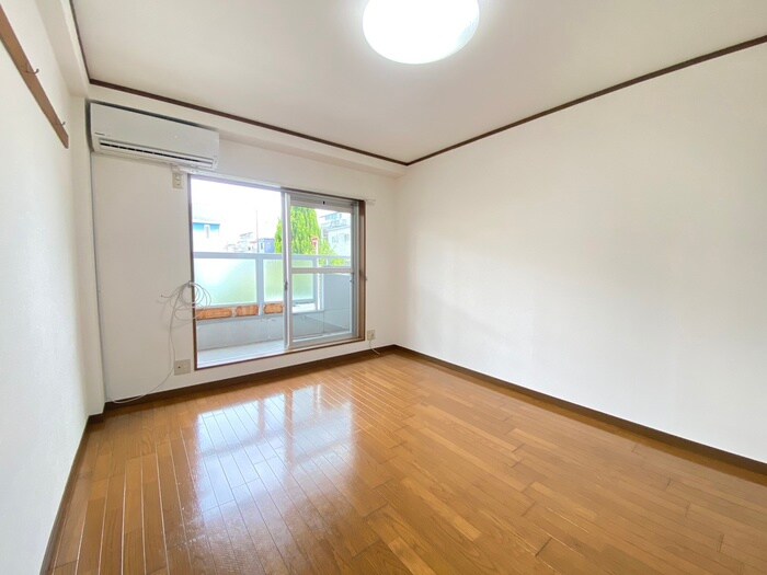 物件内観写真22　(居室)