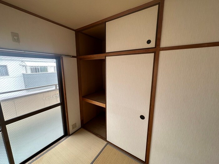 物件内観写真11　(居室)