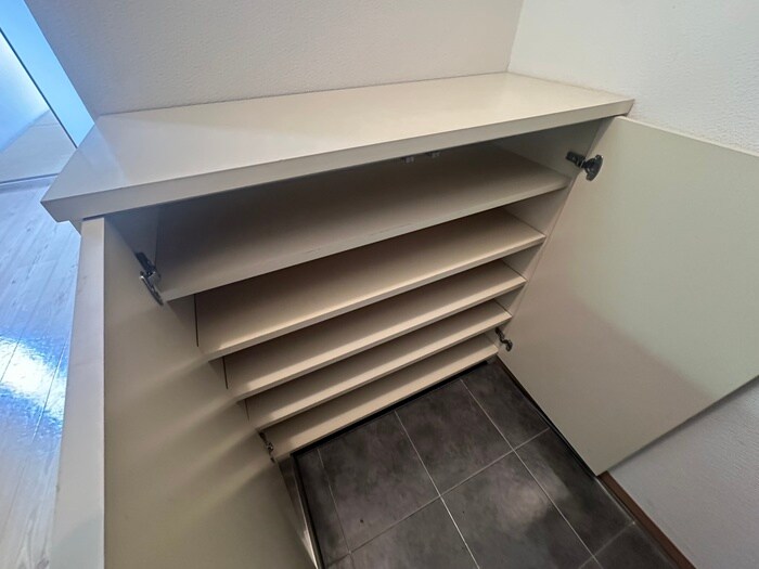 物件内観写真15　(靴箱)