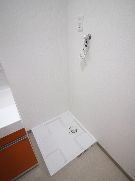 物件内観写真9　(洗濯機置場)