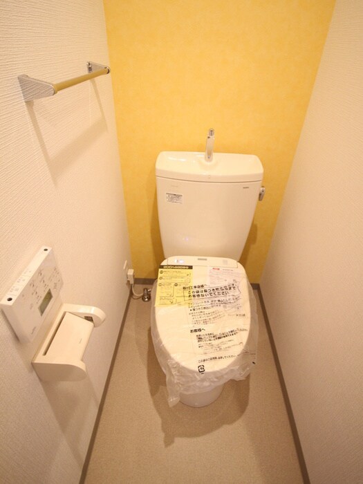 物件内観写真11　(トイレ)