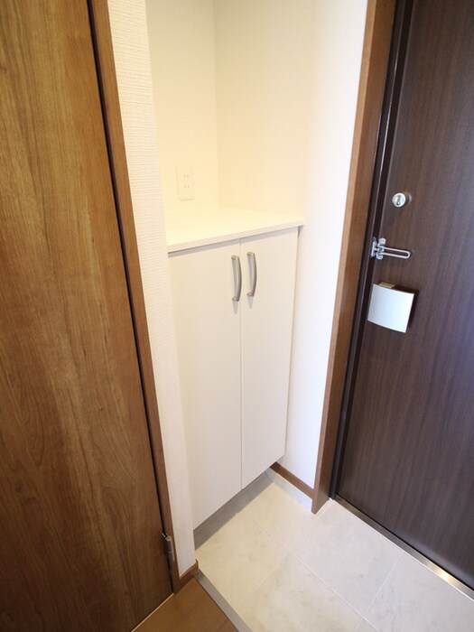 物件内観写真14　(靴箱)