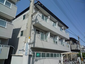 マンション・レ・アベニア外観写真