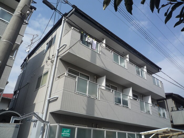 物件外観写真4　(駐車場)