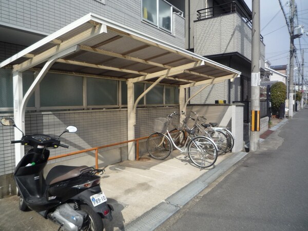 駐輪場