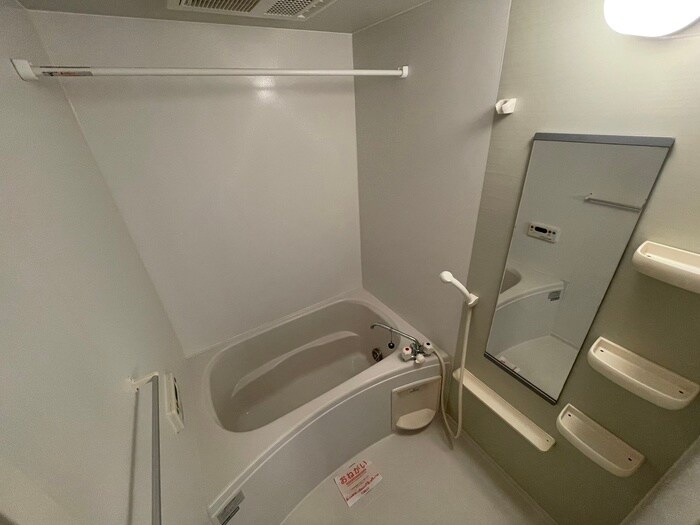 物件内観写真12　(バス／シャワールーム等)