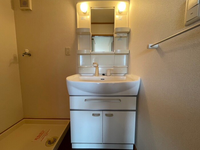 物件内観写真13　(洗面)