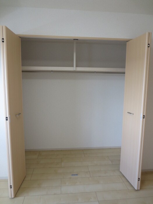 物件内観写真13　(収納)