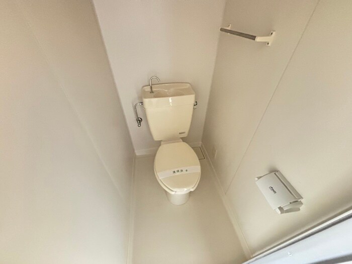 物件内観写真12　(トイレ)