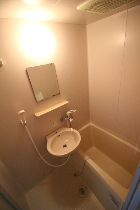 物件内観写真8　(バス／シャワールーム等)