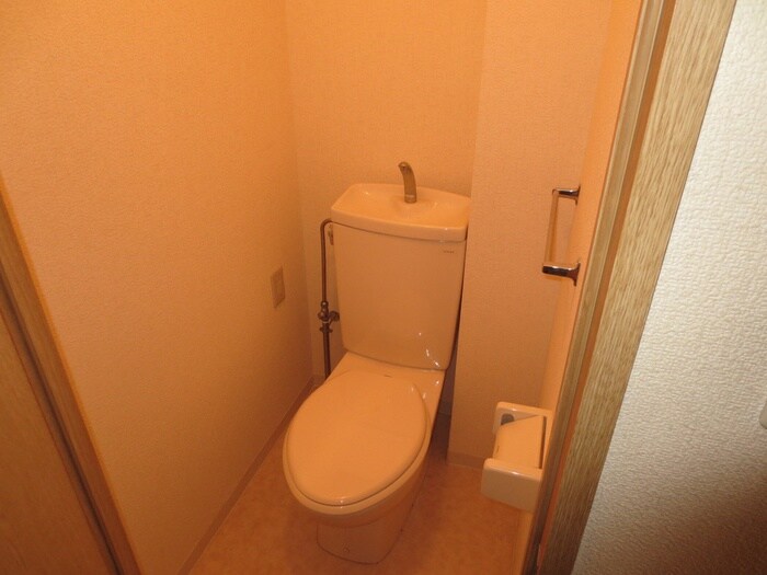 物件内観写真10　(トイレ)