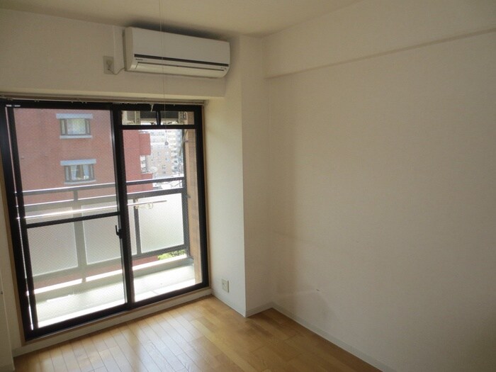 物件内観写真11　(居室)