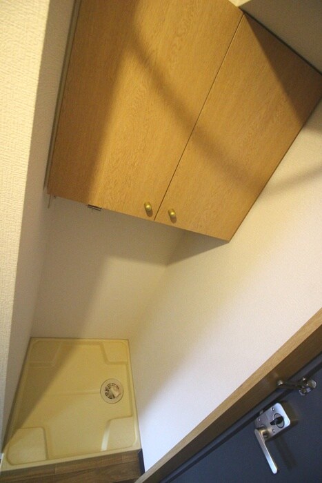 物件内観写真11　(洗濯機置場)