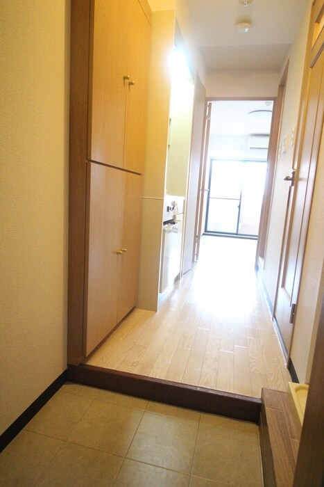 物件内観写真18　(廊下)