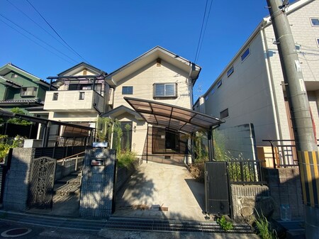 枚方市西禁野1丁目戸建外観写真