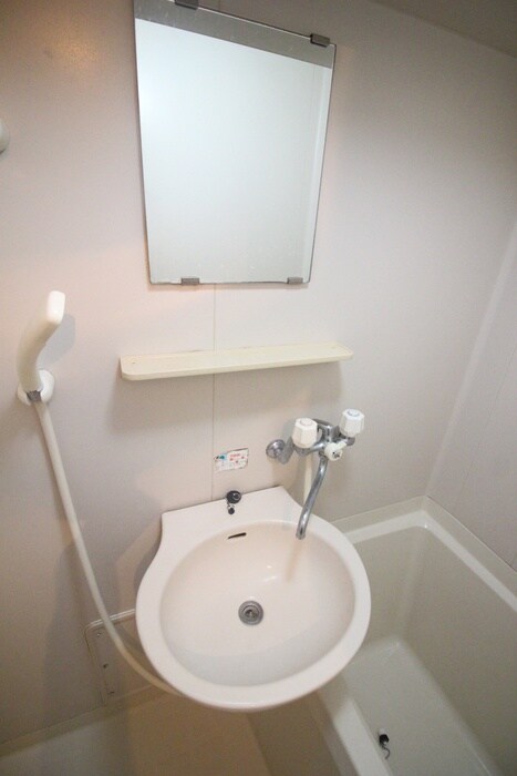 物件内観写真9　(洗面)