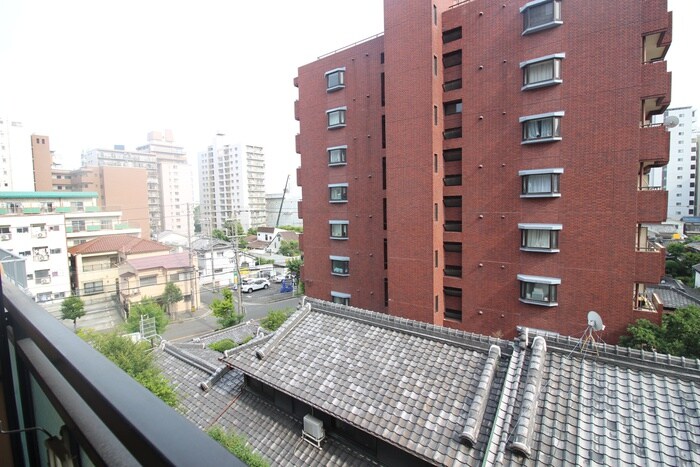 物件内観写真22　(室内からの展望)