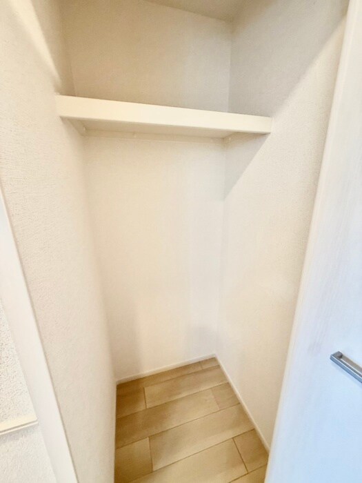 物件内観写真16　(収納)