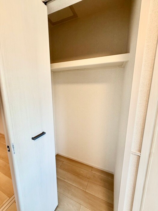 物件内観写真16　(収納)