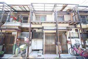 大久保町テラスハウス外観写真