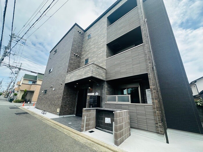 物件外観写真3　(外観写真)