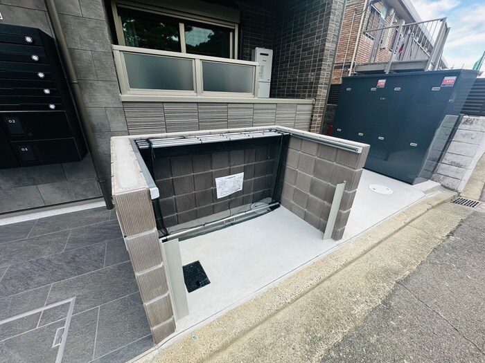 物件外観写真4　(建物設備)