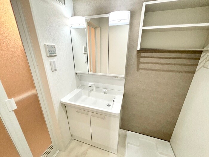 物件内観写真12　(洗面)