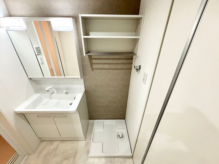 物件内観写真13　(洗濯機置場)