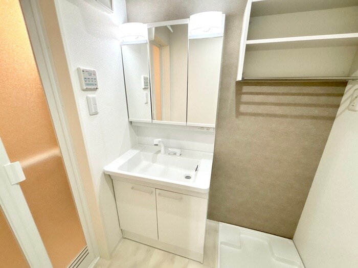 物件内観写真13　(洗面)