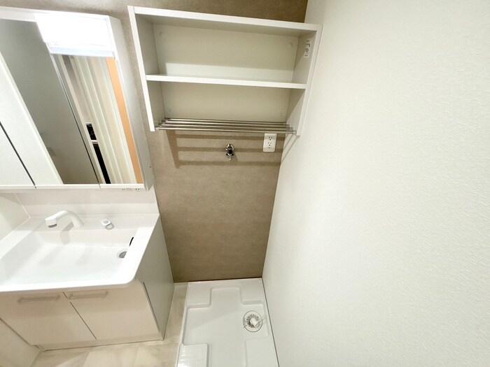 物件内観写真14　(洗濯機置場)