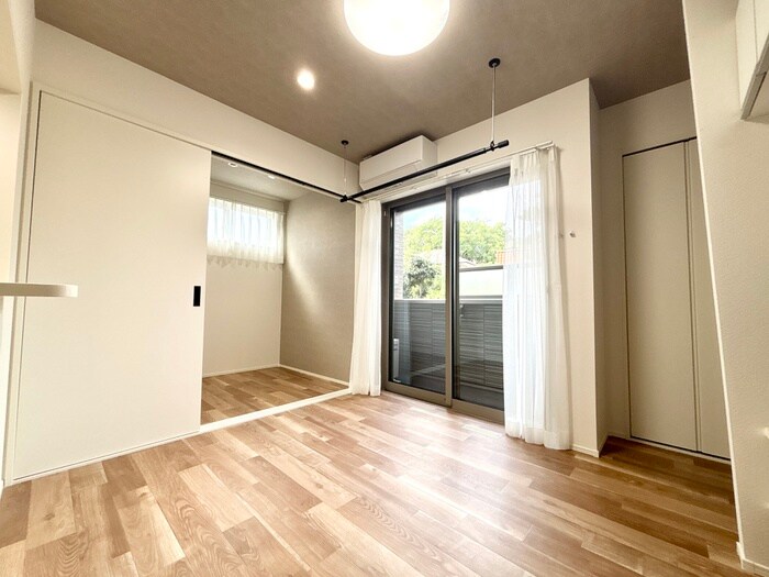 物件内観写真15　(居室)