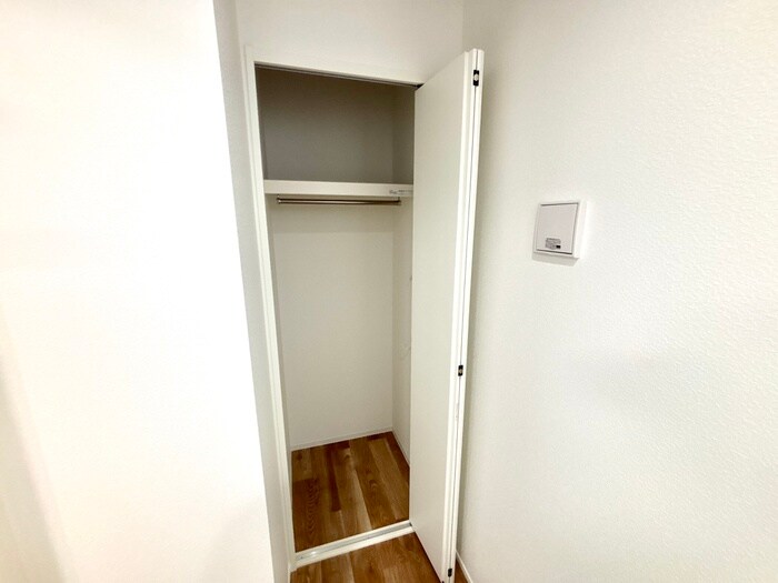 物件内観写真15　(収納)