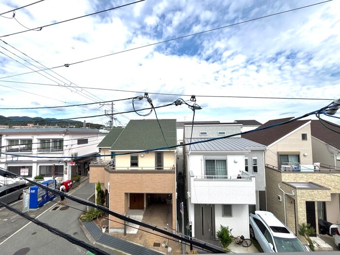 物件内観写真16　(室内からの展望)