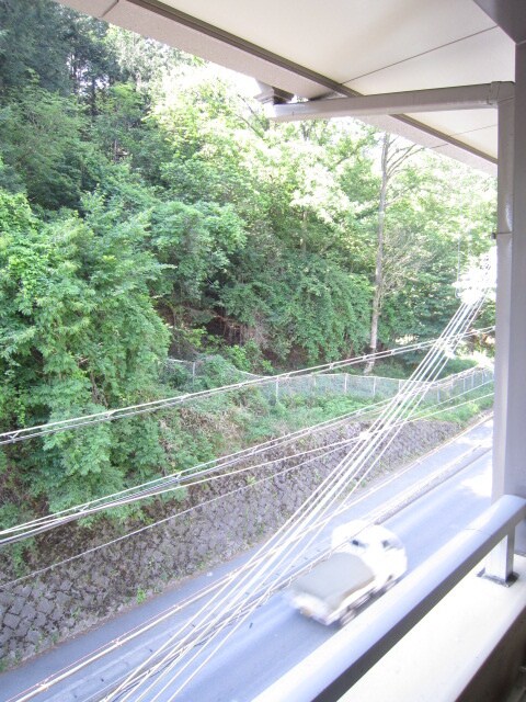 物件内観写真13　(室内からの展望)