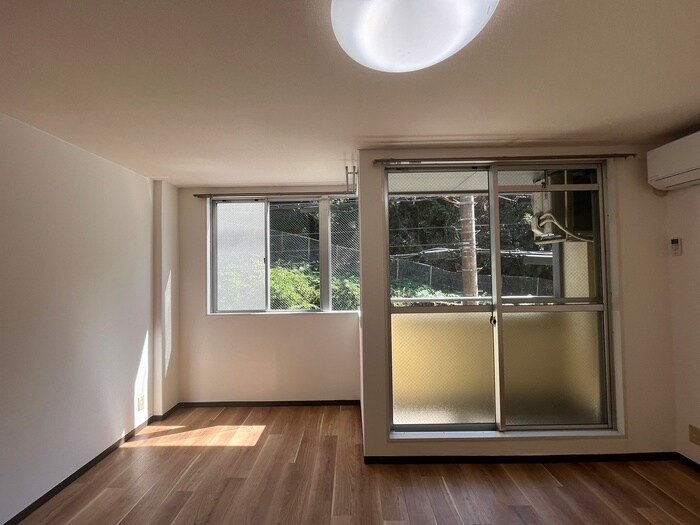 物件内観写真18　(居室)