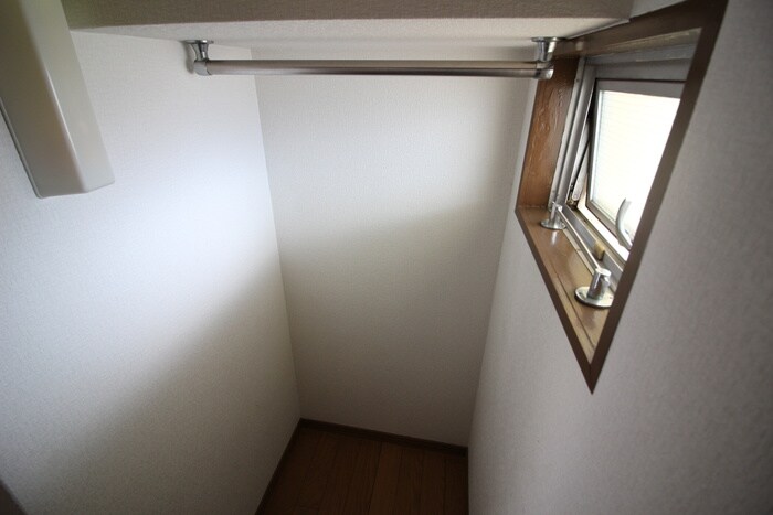 物件内観写真17　(収納)