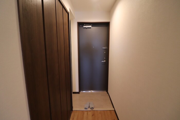 物件内観写真15　(玄関)